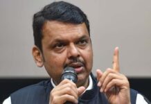 ‘देवेंद्र फडणवीस , असं वागणं बरं नव्हं …’